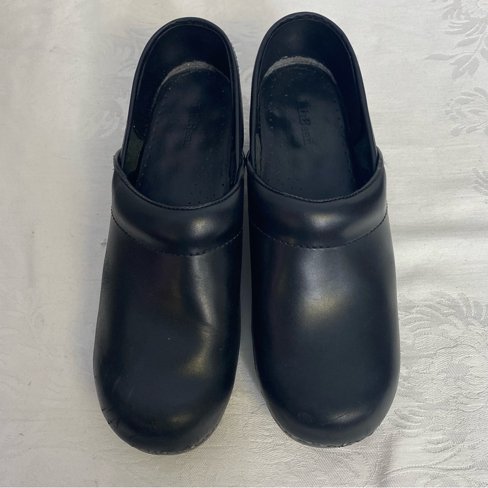 L.L. Bean Black Professional Clogs Size 9.5